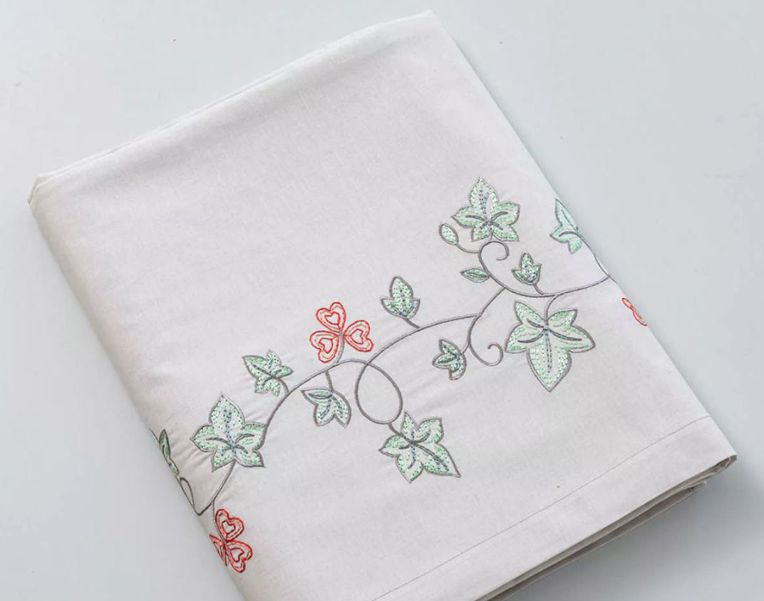broderie drapchats amoureux